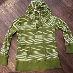 Cabela’s Hoodies shirt